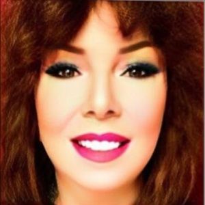 Meet your Posher, Eva